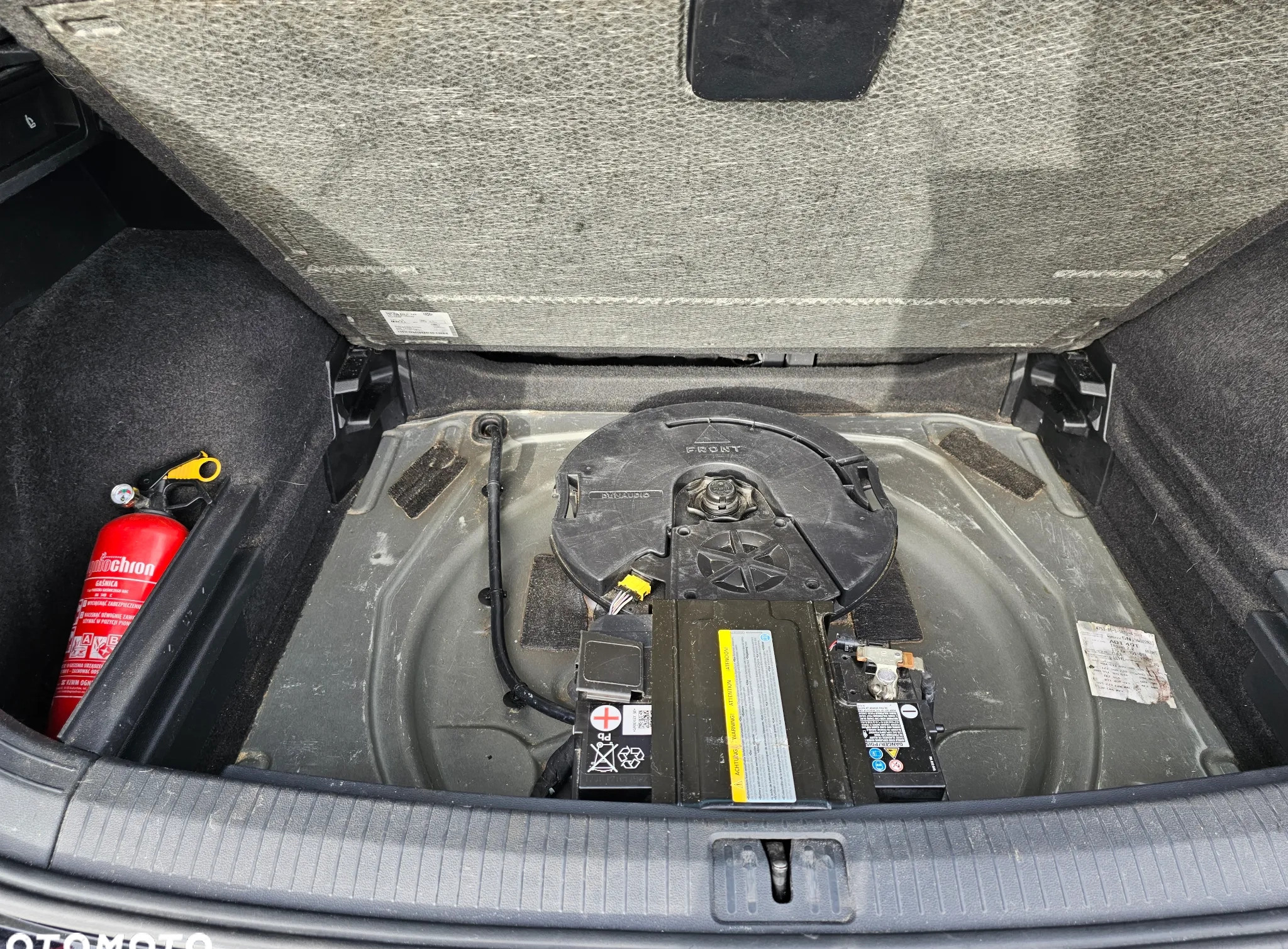 Volkswagen Tiguan cena 104550 przebieg: 180000, rok produkcji 2017 z Warszawa małe 232